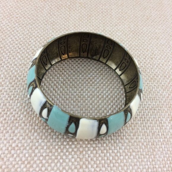 Blue and White Multi Strand Beaded Necklace with Metal Striped Bangle Bracelet - Picture 5 of 12